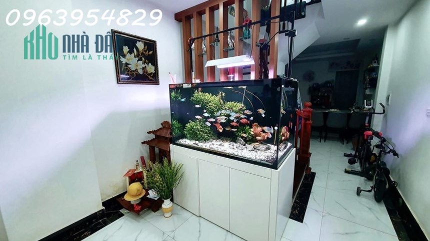 BÁN NHÀ ĐÊ LA THÀNH, QUẬN ĐỐNG ĐA, NHÀ ĐẸP NHƯ TRANH, NGÕ THOÁNG RỘNG, CHỈ 5.6 TỶ