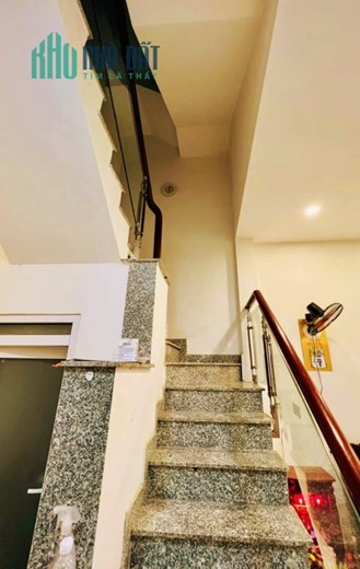 Dương Quảng Hàm (9×4) 4.74 Tỷ Phường 5
Thông ĐẠI HỌC VĂN LAN,QUẬN Bình Thạnh