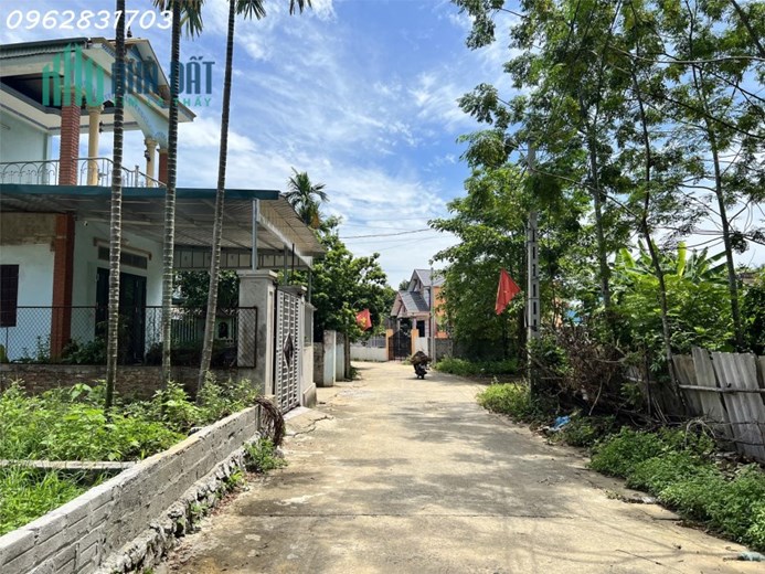 bán 176m đất sẵn nhà cách quốc lộ chỉ 800m giá hơn 1 tỷ