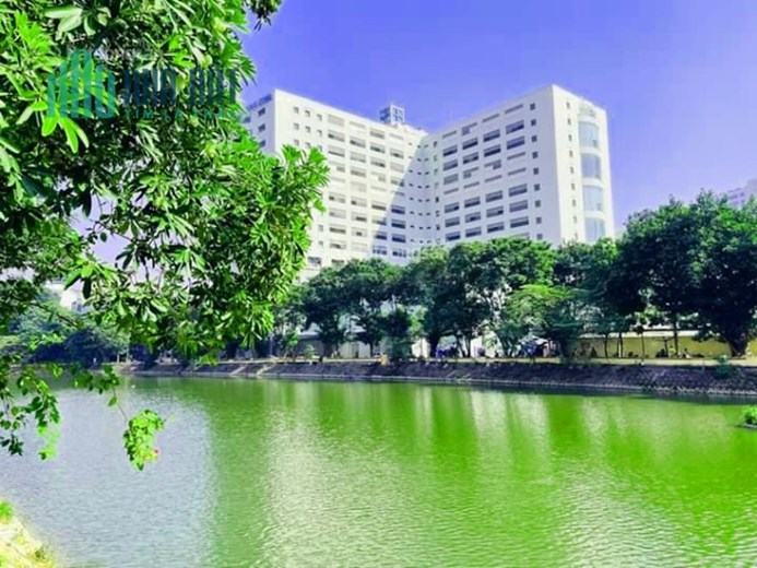Sốc! Bán gấp nhà Phố Chùa Láng, Đống Đa 2 thoáng, ô tô tránh, gần hồ 61m2 4 tầng MT 4,2m 10.5 tỷ