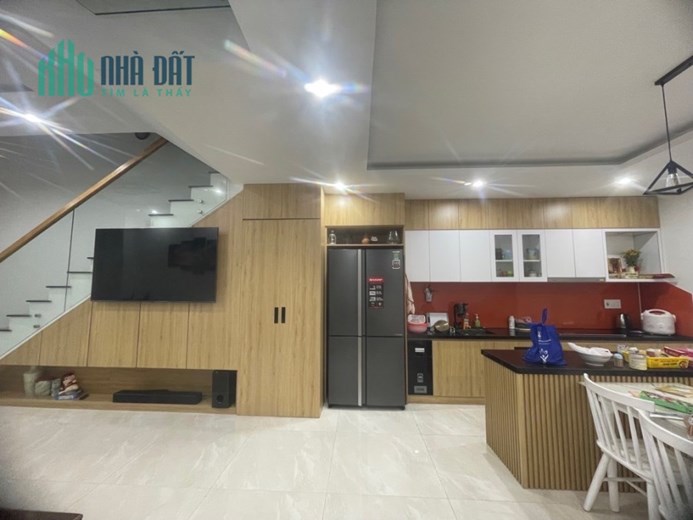 BÁN GẤP NHÀ MT HÒA XUÂN-CẨM LỆ-ĐN