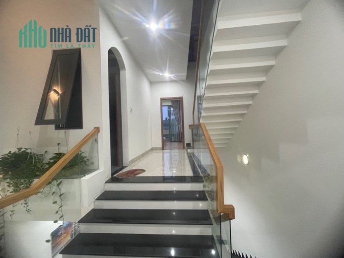 BÁN GẤP NHÀ MT HÒA XUÂN-CẨM LỆ-ĐN