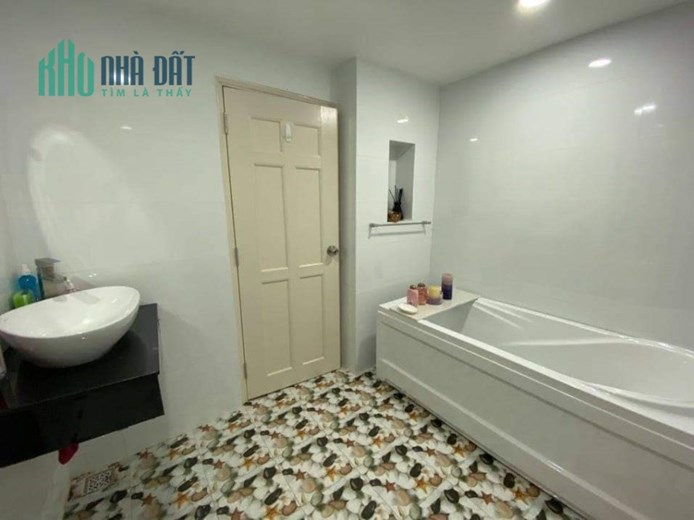 Bao Đầu Tư,Bán Rẻ Nhà Hẻm Nhựa 8m Nguyễn Thái Bình,P12 Tân Bình,58m2,chỉ 5tỷ