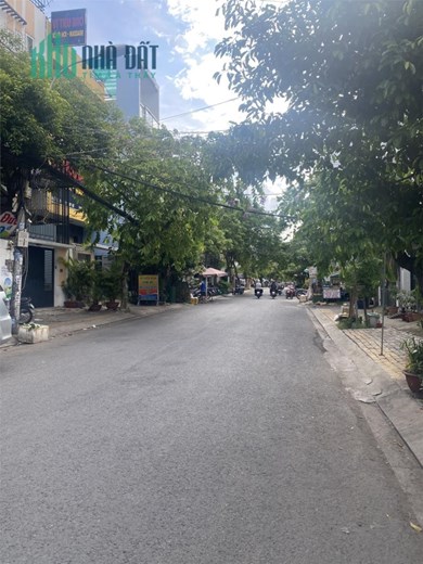 GẤP BÁN CHDV ĐƯỜNG LÂM VĂN BỀN, RỘNG 8M BỀ THẾ, 14 PHÒNG DÒNG TIỀN KHỦNG CHỈ 11 TỶ NHỈNH