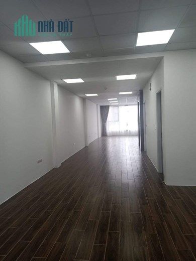 Bán nhà  mặt phố lạc long quân hồ tây dường 4 làn ô tô 101m 6x tỷ 9t