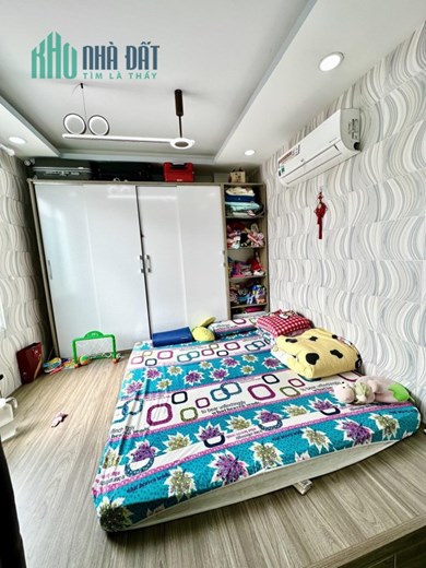 Bán Nhà Rẻ Đẹp Đường Kênh Tân Hóa, Phú Trung, Tân Phú, 42m2 x 5 tầng, Ngang 5.6m, Chỉ 4.5 Tỷ