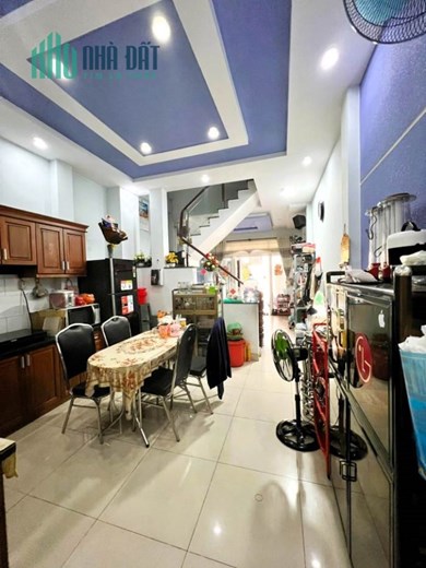 Cho thuê nhà 1T2L 3PN full nội thất đường 2 Trường Thọ