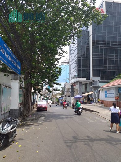 NHÀ 5 TẦNG TRẦN QUANG DIỆU - KHU VÍP QUẬN 3 - VỊ TRÍ ĐẸP- NGANG GẦN 5M - GIÁ NHỈNH 11 TỶ