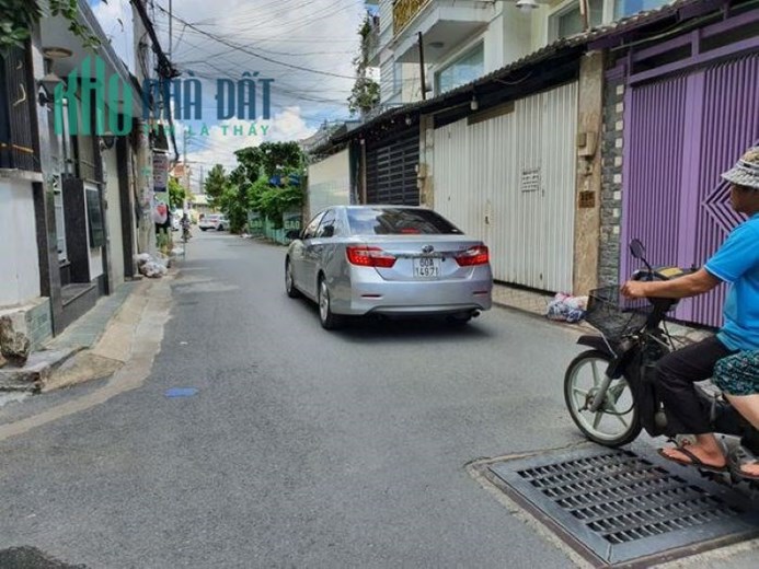 Bán nhà 44m2 1PN hẻm xe hơi đường 10 Linh Trung