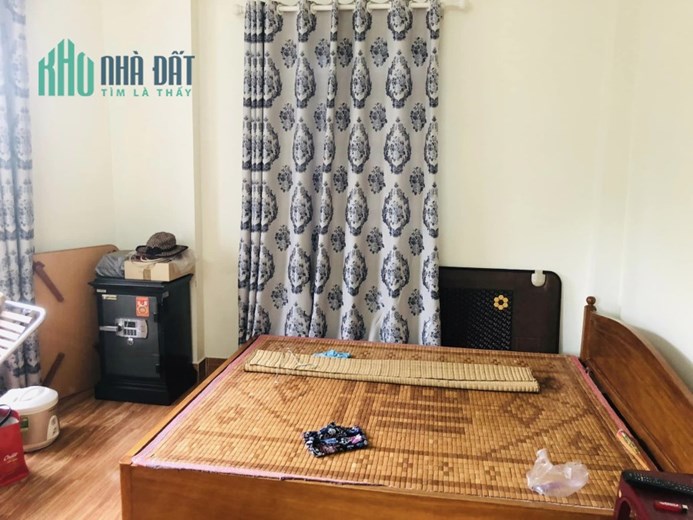 Nhà riêng ngõ 34 Hoàng Cầu - Lô góc - Ô tô tránh cách 15m - DT 49m2 - Ở ngay - 6.7 tỷ