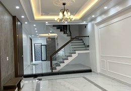 Bán nhà mặt đường Tây Trung Hành có thang máy cực đẹp GIÁ 8 tỉ
