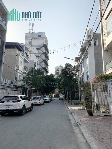 Bán nhà mặt đường Tây Trung Hành có thang máy cực đẹp GIÁ 8 tỉ