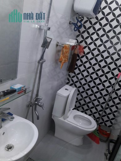 Bán nhà phố Hàng Kênh 2.5 tầng 2 ngủ GIÁ rẻ chỉ 1.65 tỉ ngõ nông