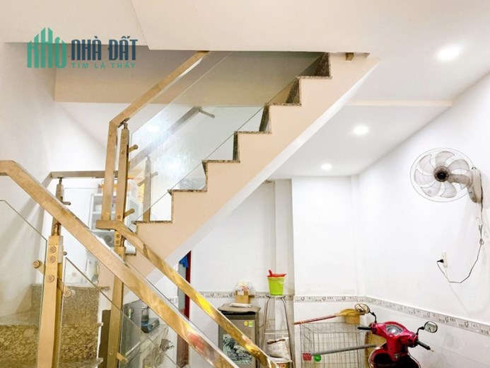 Bán nhà mới 2 tầng BTCT HXH Minh Phụng Quận 11 37m2 nở hậu chỉ nhỉnh 4 tỷ thương lượng
