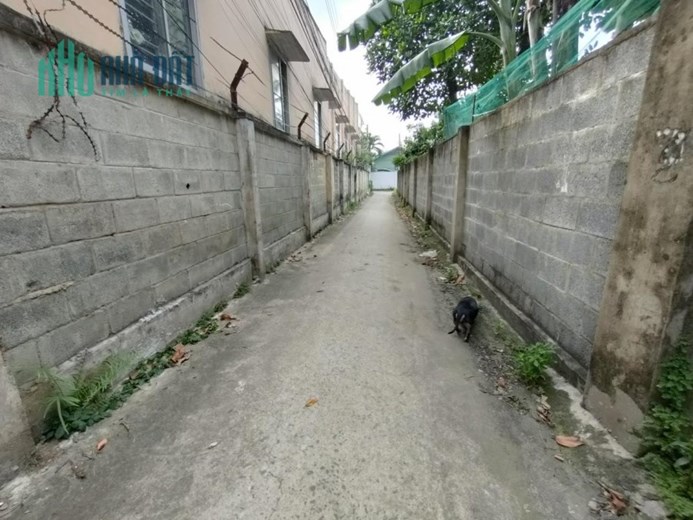 CHÍNH CHỦ Cần Bán Căn Nhà Phường Thống Nhất, Gần Trung Tâm Tp, Có Tiềm Năng Phát Triển