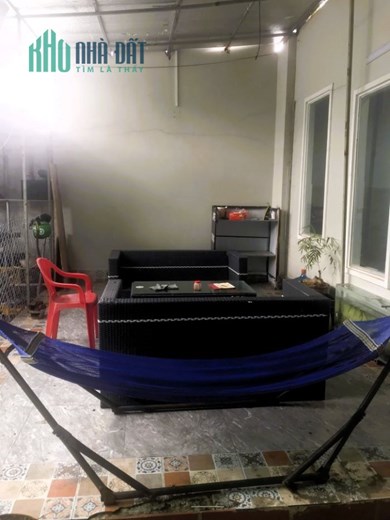 Cho thuê nhà phố sân vườn cực rộng 250m2 3PN đường 41 Linh Đông
