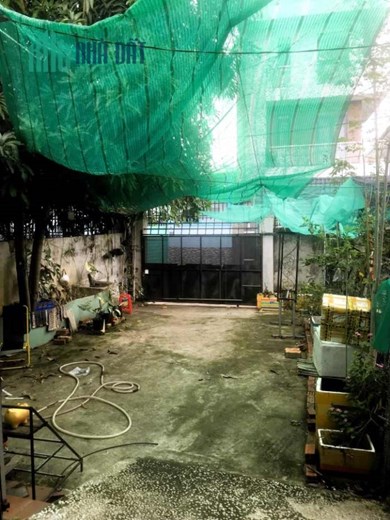 Cho thuê nhà phố sân vườn cực rộng 250m2 3PN đường 41 Linh Đông