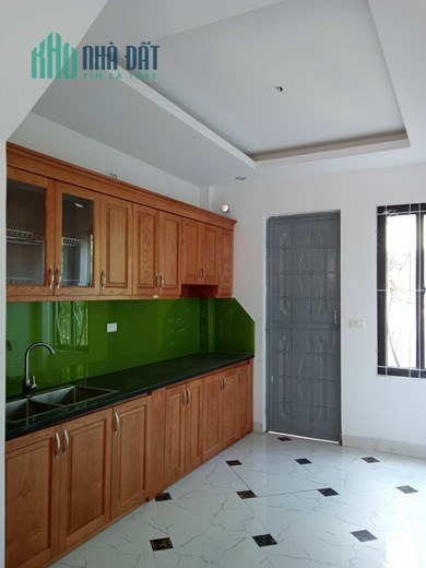 Bán cắt lỗ nhà 3 tầng xây sẵn cách trung tâm Hà Đông 10p lái xe