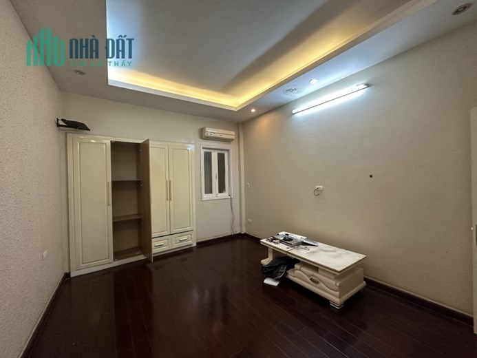 Bán nhà Khu phân lô Đầm Trấu 30m2*5 Tầng 11.5 Tỷ