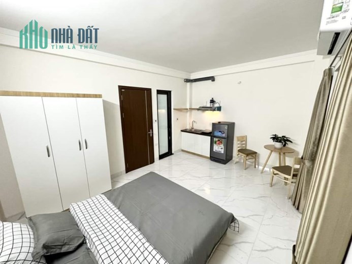 Bán CC Mini Lê Thanh Nghị 70m2*6 Tầng Thang máy 15 Phòng giá 11.9 Tỷ