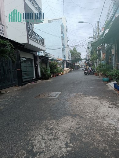 Bán nhà hẻm xe hơi 5x17  Thạch Lam Tân Phú chỉ 8,3 tỷ.