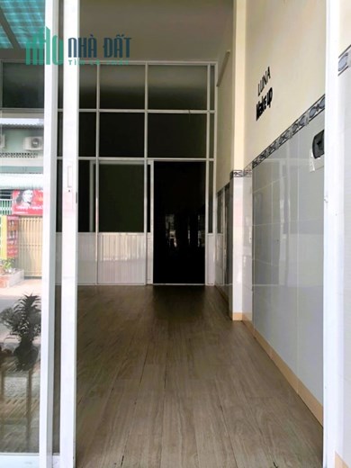 Cho thuê mặt bằng 101m2 mặt tiền đường số Linh Tây