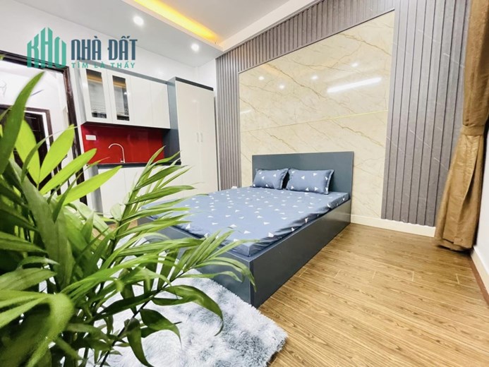 💥MỚI KOÓNG💥Bán gấp Dương Quảng Hàm 35m2, 5T, cực gần Ô tô, đường thông thoáng 4.85 tỷ