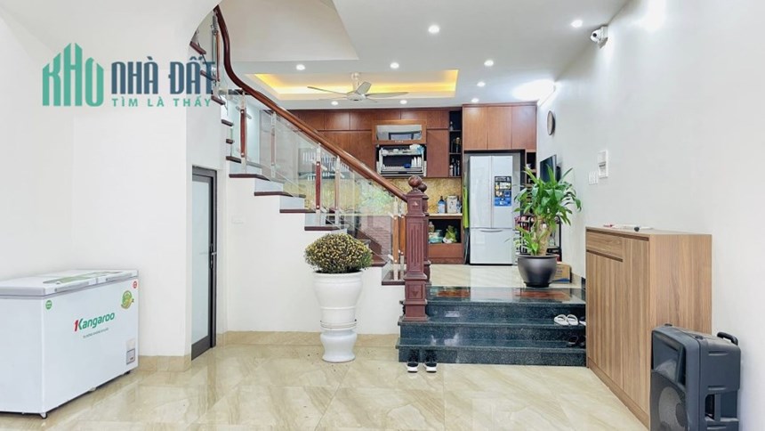 BÁN NHÀ NGUYỄN VĂN HUYÊN, DÂN XÂY, 2 THOÁNG, ÔTÔ KINH DOANH, 55M2 CHỈ NHỈNH 7TỶ