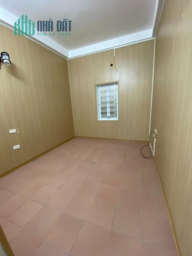 Bán nhà 3 tầng ngõ 211 Khương Trung, xe ba gác tránh thoải mái