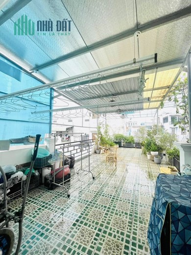 TRẦN VĂN ƠN HẺM XE HƠI LÔ GÓC - 4 PHÒNG NGỦ KHÔNG LỘ GIỚI QUY HOẠCH GIÁ CHỈ 6.1 TỶ