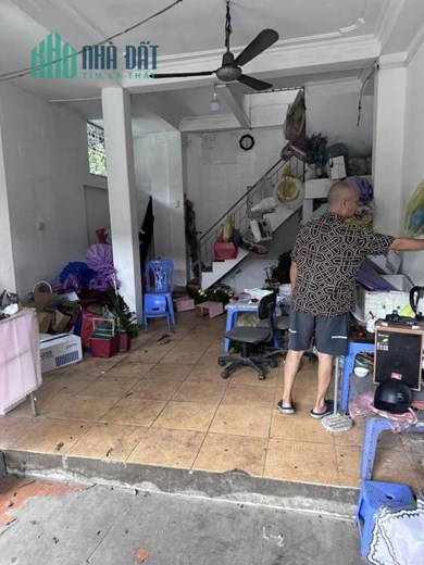 CHO THUÊ NHÀ MẶT PHỐ KHU VỰC HÀ ĐÔNG 40M2, 3 TẦNG, MẶT TIỀN 4.5M GIÁ 25 TRIỆU/THÁNG.