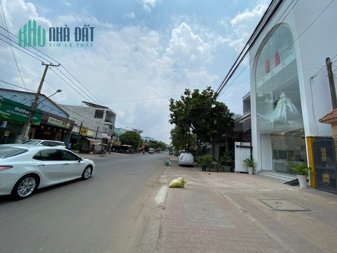 Bán nhà MT KDC An Bình, Biên Hòa: 10,4 x 20, giá 12tỷ