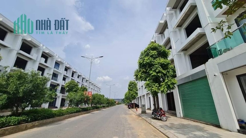 Bán gấp căn shophouse TM2 ở KĐT Park hill Thành công Vĩnh Yên
