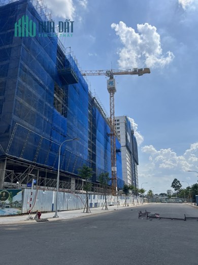 Cần bán gấp căn 2 PN 66m2 view nội khu. tặng nội thất mới mua chưa sử dụng. Tầng 15. LH 0382202524