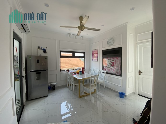 Bán nhà MT Hàn Thuyên, An Bình, Biên Hòa: 5,2( NH: 6,2m) x 19, giá  11,2 tỷ