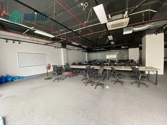 Bán văn phòng giá rẻ tòa Xuân Mai Tower, Tô Hiệu, Hà Đông, giá 18tr/m2, sổ hồng lâu dài