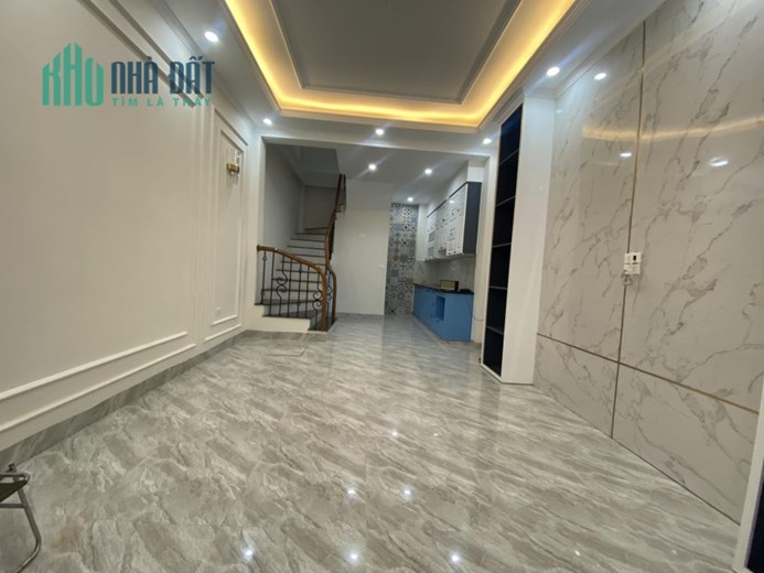 ĐÂY RỒI !!! Chỉ nhỉnh 4 tỷ sở hữu ngay trung tâm Mễ Trì Hạ, 33m2 5 tầng