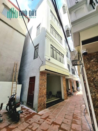 THẬT 99%!!! Kiếm không ra Lô góc TT Trần Cung, 35m2  5 tầng chỉ Nhỉnh 4 Tỷ