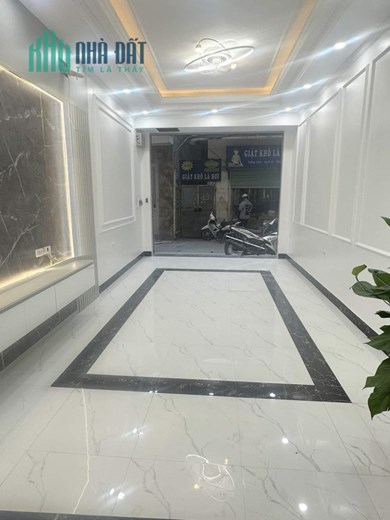 -	Em bán nhà Vạn Phúc 7 tầng thang máy  50m x 7 tầng x giá 9.9 tỷ
