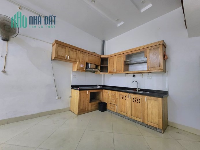 THẬT 99%!!! Kiếm không ra TT Hoa Bằng, Cầu Giấy, 39m2  5tầng chỉ Nhỉnh 5.5 Tỷ