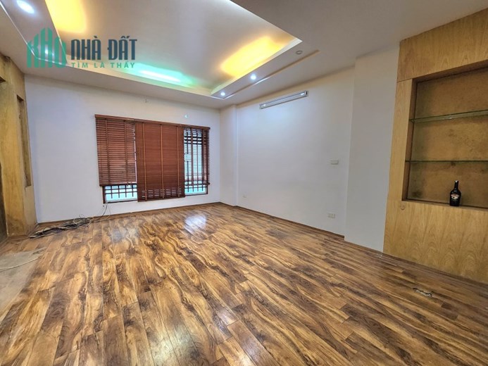 THẬT 99%!!! Kiếm không ra TT Hoa Bằng, Cầu Giấy, 39m2  5tầng chỉ Nhỉnh 5.5 Tỷ