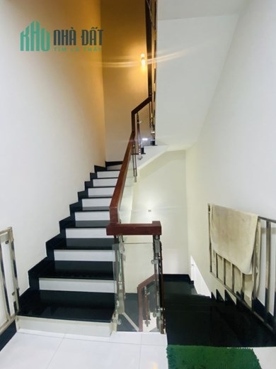 MẶT TIỀN KINH DOANH SẦM UẤT QUẬN BÌNH TÂN - 1 BƯỚC QUA QUẬN 6 - 72M2 - 3 TẦNG - NGANG 5M - CHỈ 7 TỶ