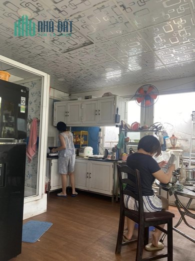 MẶT TIỀN KINH DOANH - NGUYỄN THỊ THẬP,8.7x6.5, 3 TẦNG, GẦN TRUNG TÂM QUẬN 7