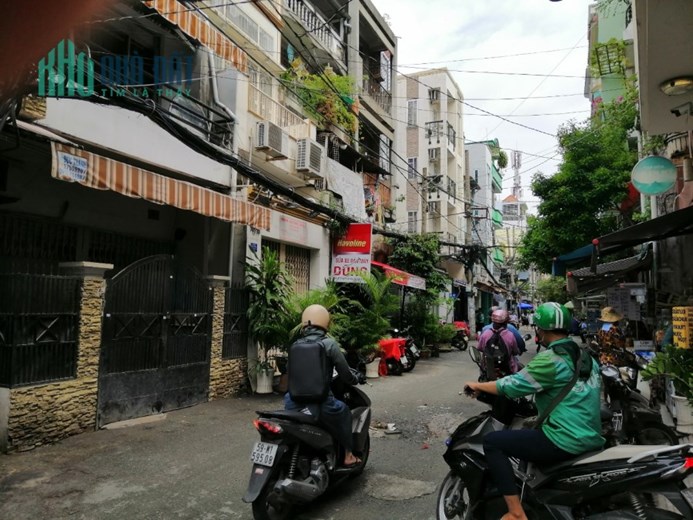 Nhà phố tiện kinh doanh 1 trệt 4 lầu Nguyễn Thiện Thuật Q3 TP.HCM
