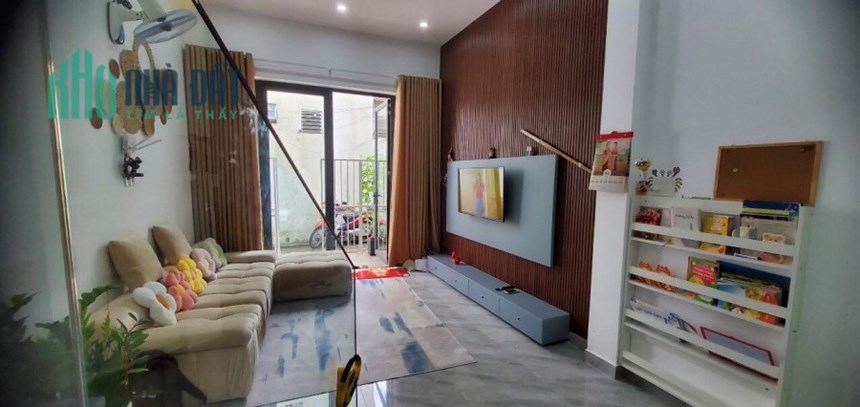 .Sau lưng MT Ông Ích Khiêm, 53m2, 2 tầng, bán nhanh 2.x tỷ