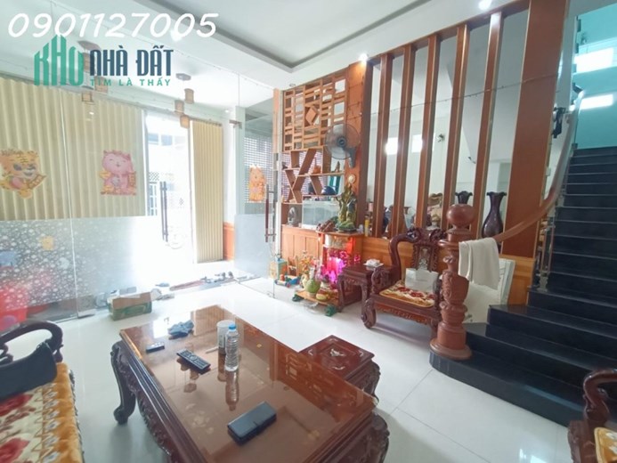 Lô góc 2 mặt kiệt Ô tô vào nhà Đỗ Bá Ngũ Hành Sơn Đà Nẵng-86m2-3 tầng-Chỉ 4.9 tỷ.