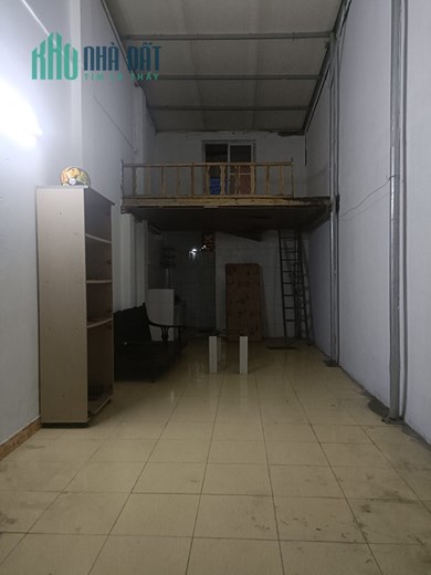 CẦN CHO THUÊ NHÀ TẬP THỂ NGỌC HỒI (CÓ GÁC XÉP) 30M2 4 TRIỆU/THÁNG.