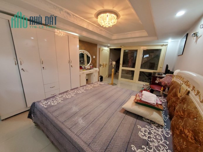 BÌNH THẠNH - BIỆT THỰ SÂN VƯỜN NGHỈ DƯỠNG - NỞ HẬU - 268M² - CHỈ 36 TỶ TL