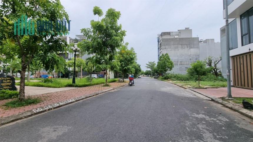 Bán gấp lô đất 100m2 vị trí đẹp tại KĐT mới Sở Dầu, giá đẹp