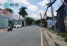Kho cho thuê đường Phạm Hữu Lầu, 300m, giá 30 triệu